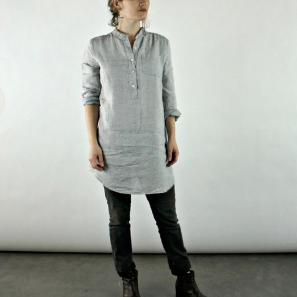 Placket Tunic Gray Blouse S/M/L